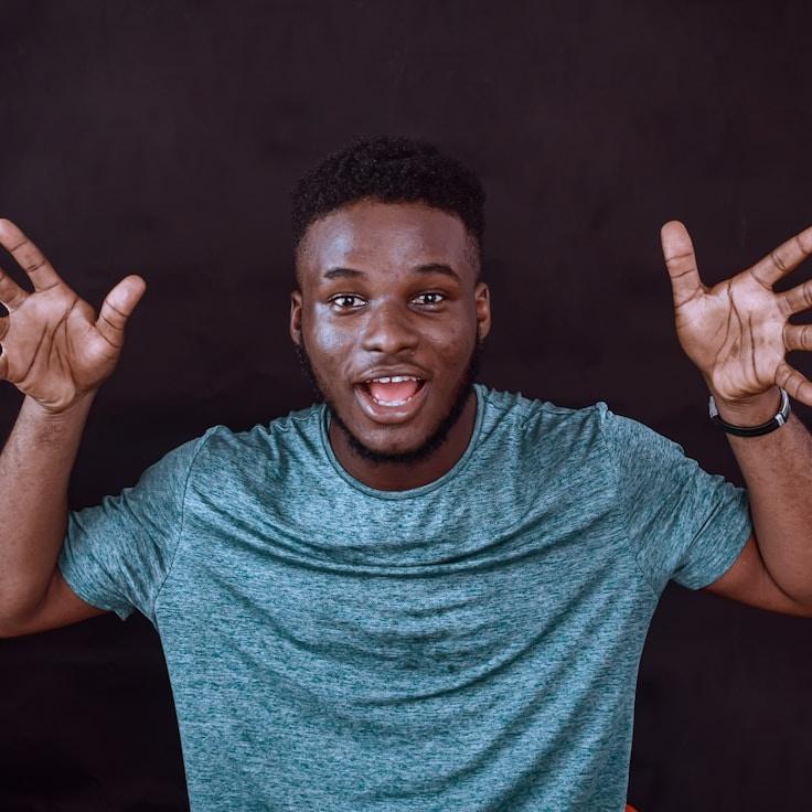 Emma De Vries - Founder of Tazoru Qaserz Ulzulh Iv